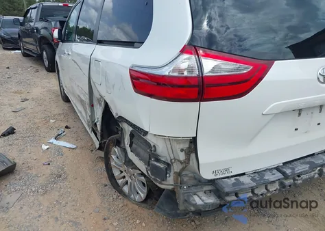 2016 Toyota Sienna Xle 8 Passenger from USA, damaged, VIN 5TDYK3DC9GS723047